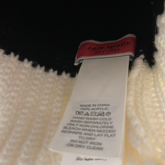 Kate Spade Front Bow Beanie winter hat New with tag - Picture 4 of 6
